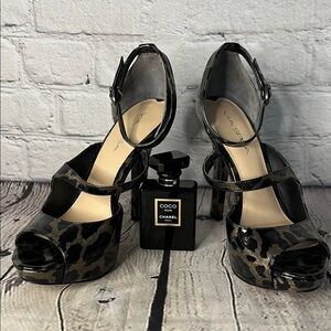 Via Spiga Black and Brown Leopard Print Heels Patent Leather 👠